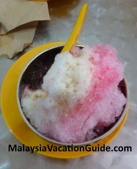 Ais kacang to quench your thirst while in Kuantan