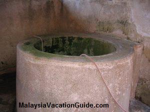 Pulau Duyung Old Well