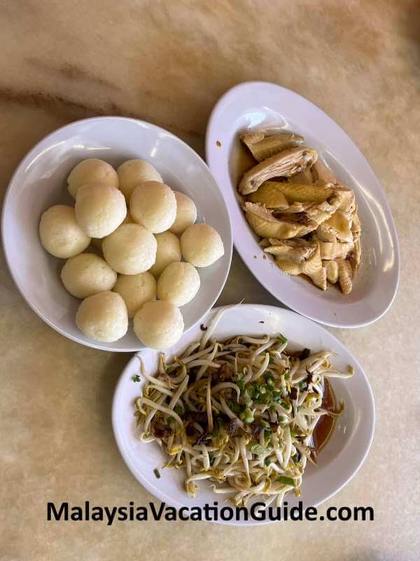 Famosa Chicken Rice Ball Food