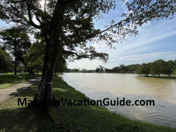 Kepong Botanic Gardens Lake