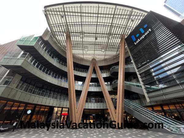 Lalaport Wow Plaza