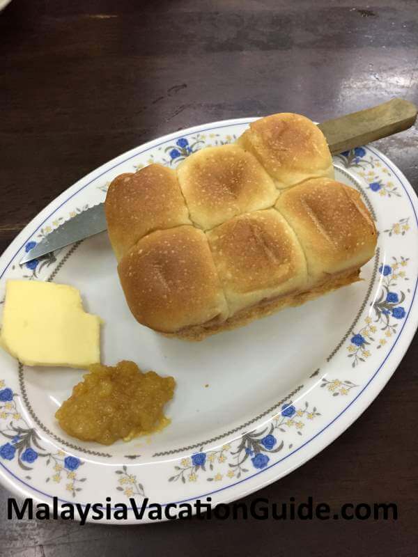 Mei Fong toasted bun with "kaya" and butter