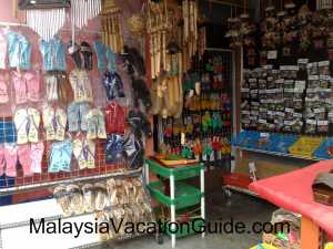 Jonker Street Melaka Souvenir Shops