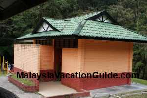 Parit Falls Facilities
