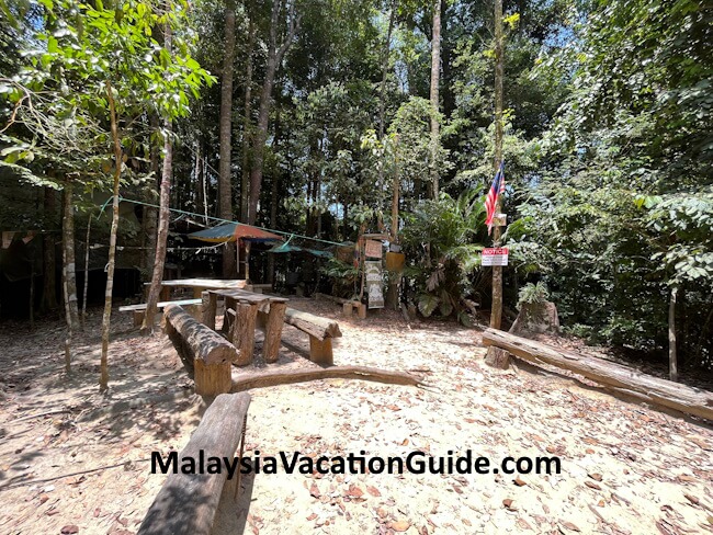 Teluk Batik Hiking Peak