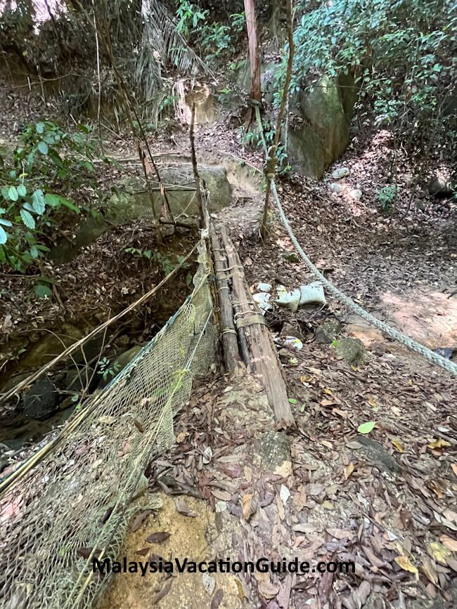 Teluk Batik Hiking Ropes