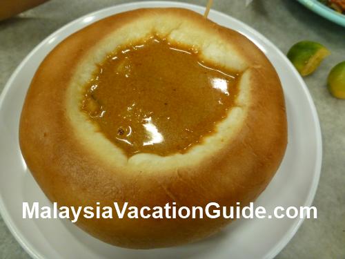 Curry Chicken Bun Kepong