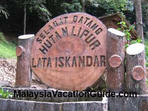 Lata Iskandar Signage