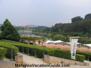 Putrajaya Lake