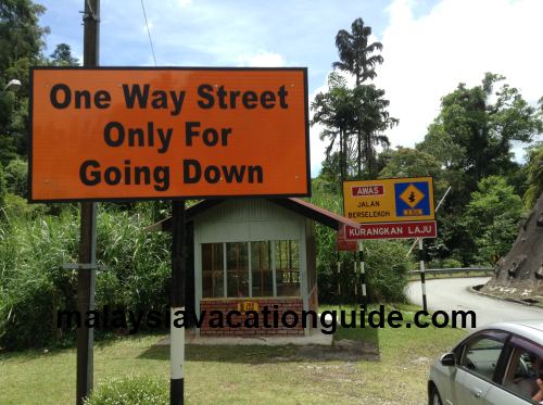 Road going down Fraser's Hill