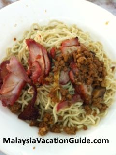 Sarawak "kolo" mee