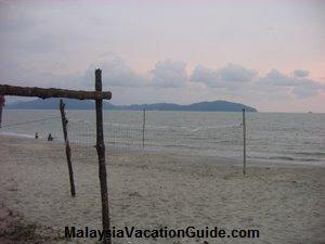 Teluk Senangin Beach