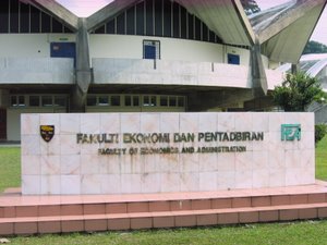 Faculty of Economics and Administration UM